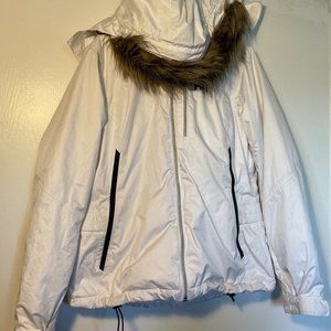 Small White Helly Hansen Puffer Winter Jacket with Faux Fur Hood
